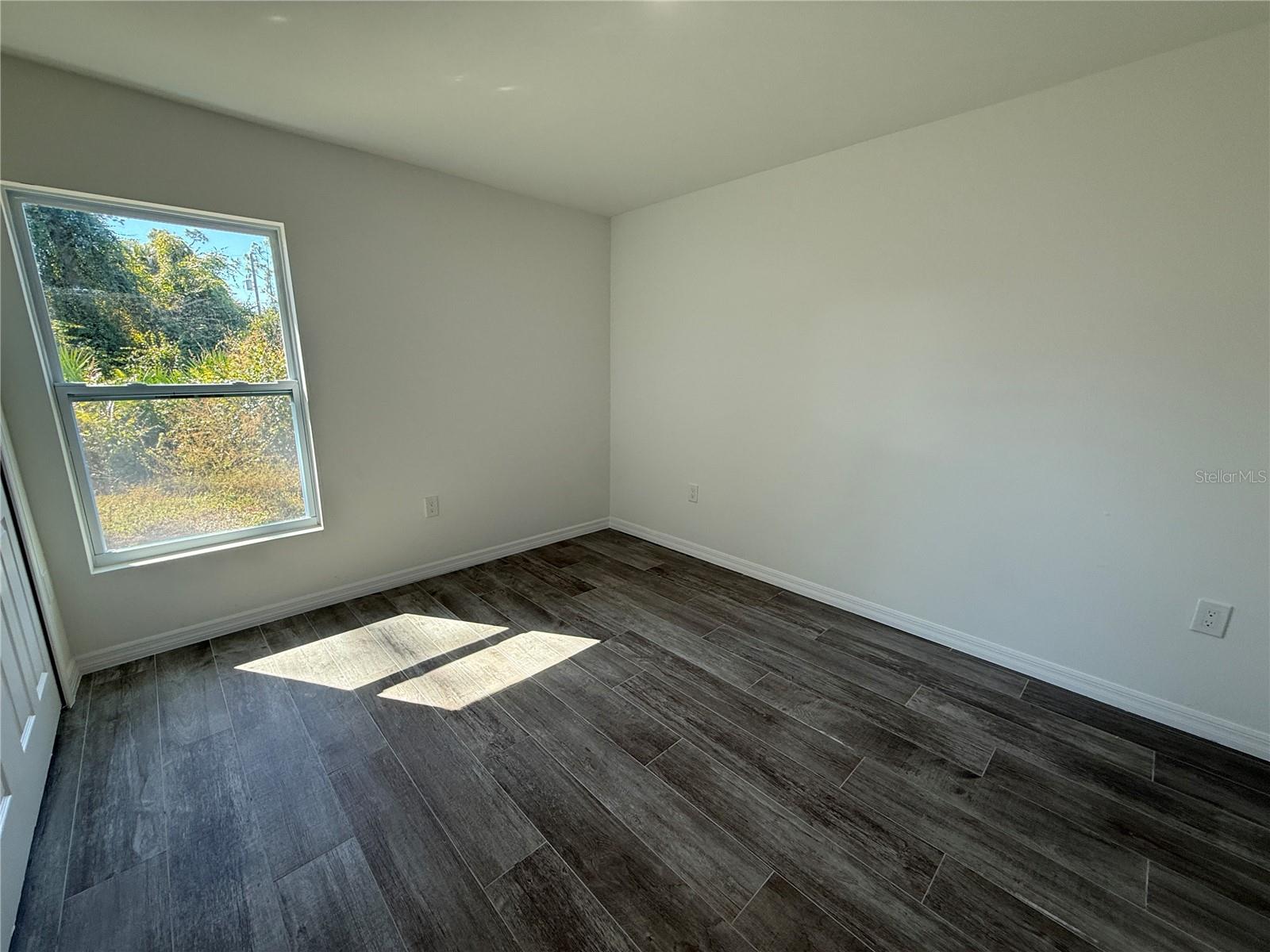 PORT CHARLOTTE SUB 52 - Residential Lease