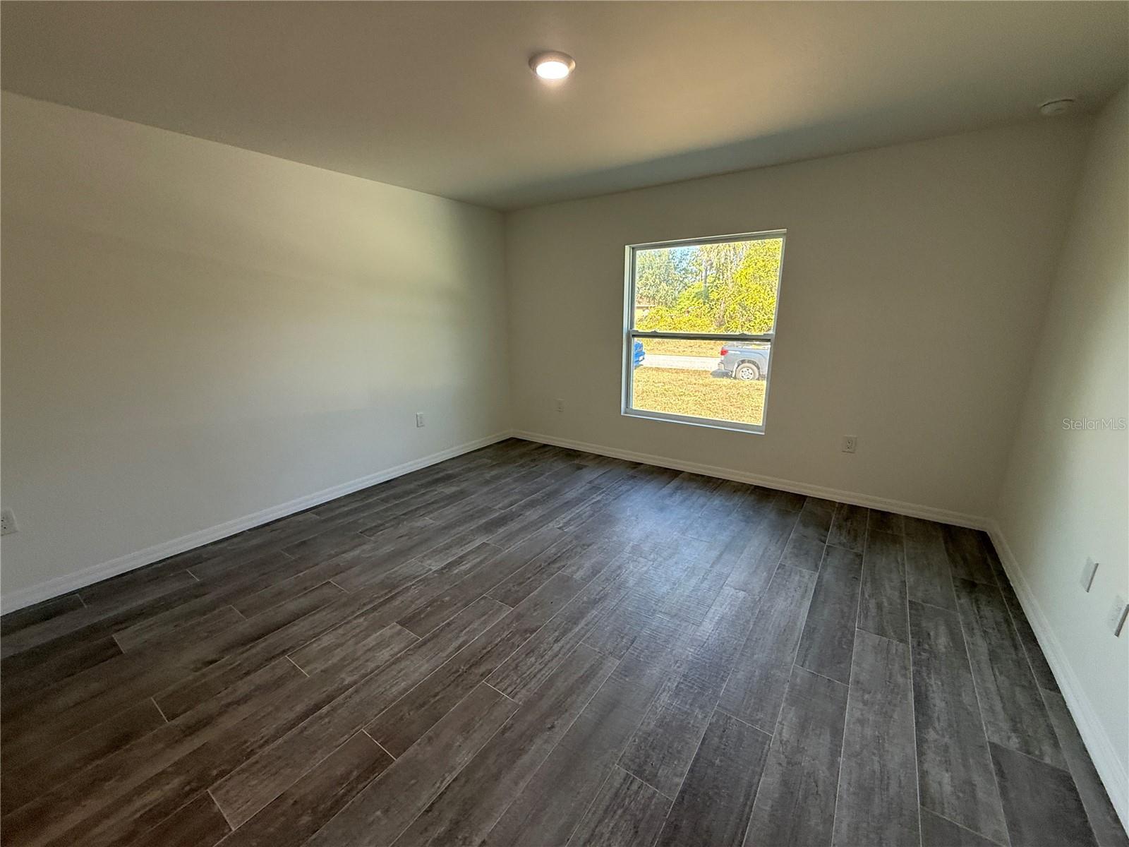 PORT CHARLOTTE SUB 52 - Residential Lease