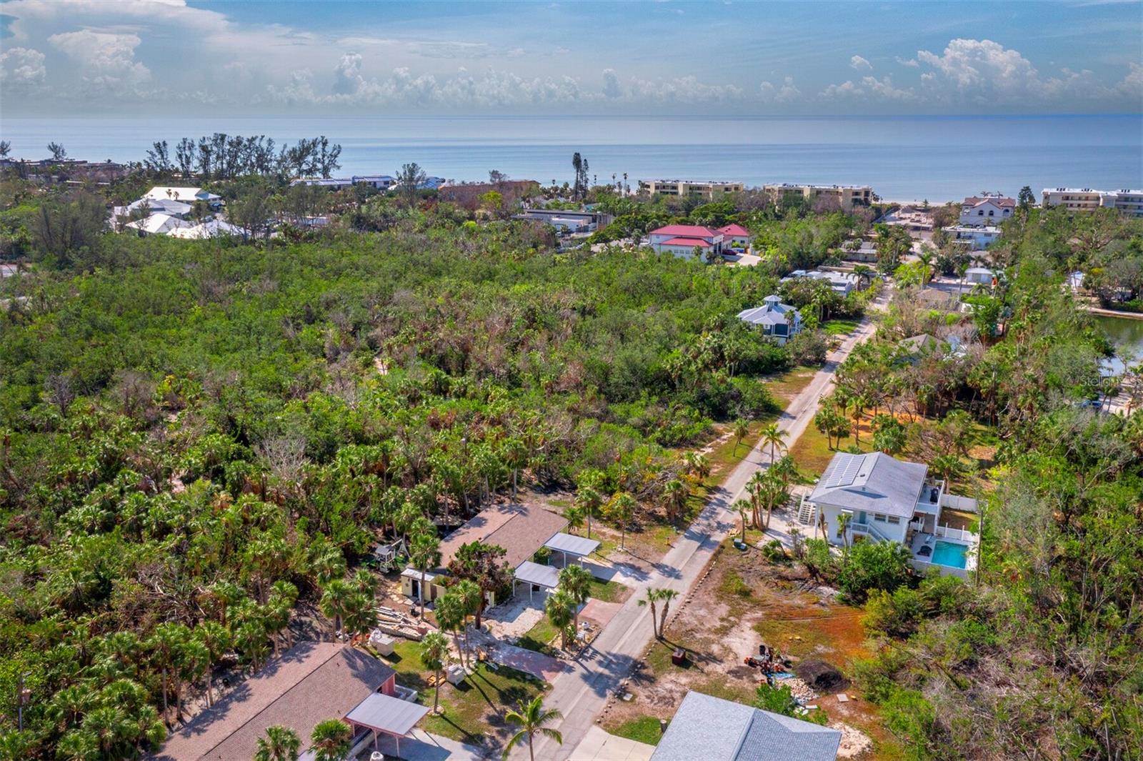 BAILEY-DOBSON - Land