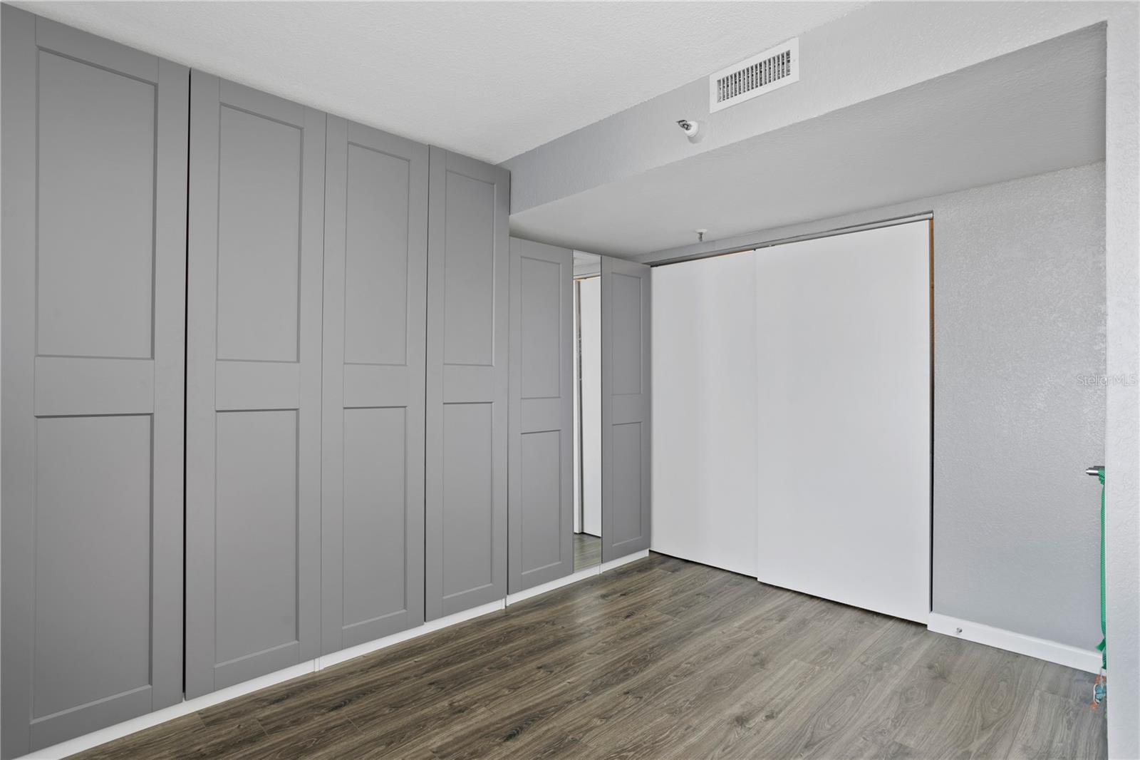 ONE LAUREL PLACE A CONDO - Residential
