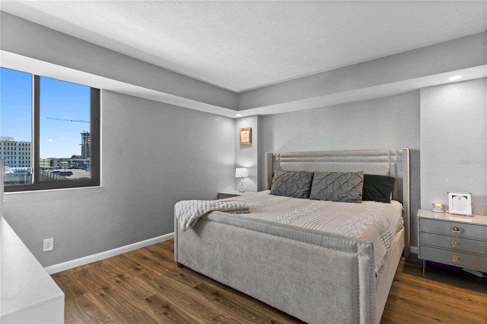 ONE LAUREL PLACE A CONDO - Residential
