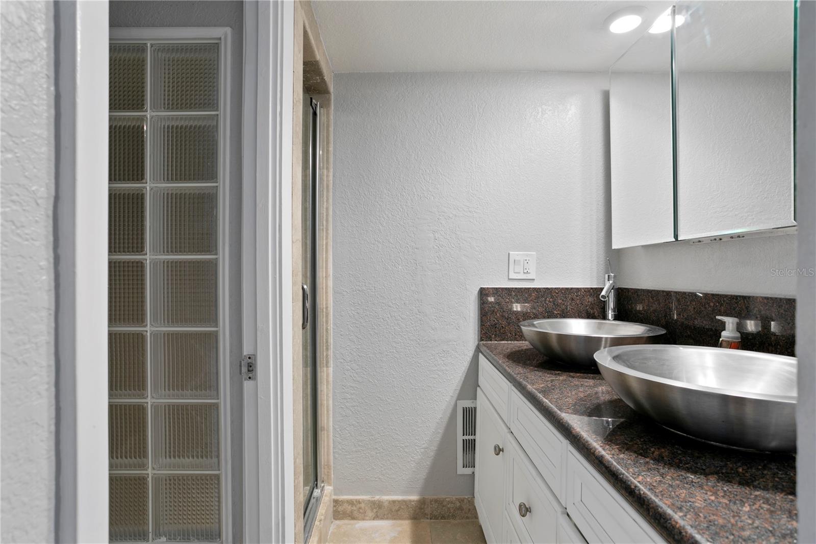 ONE LAUREL PLACE A CONDO - Residential