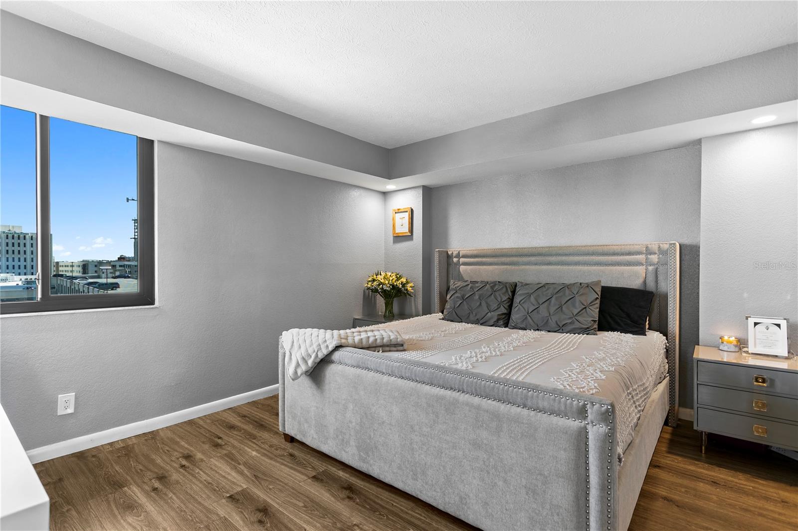 ONE LAUREL PLACE A CONDO - Residential