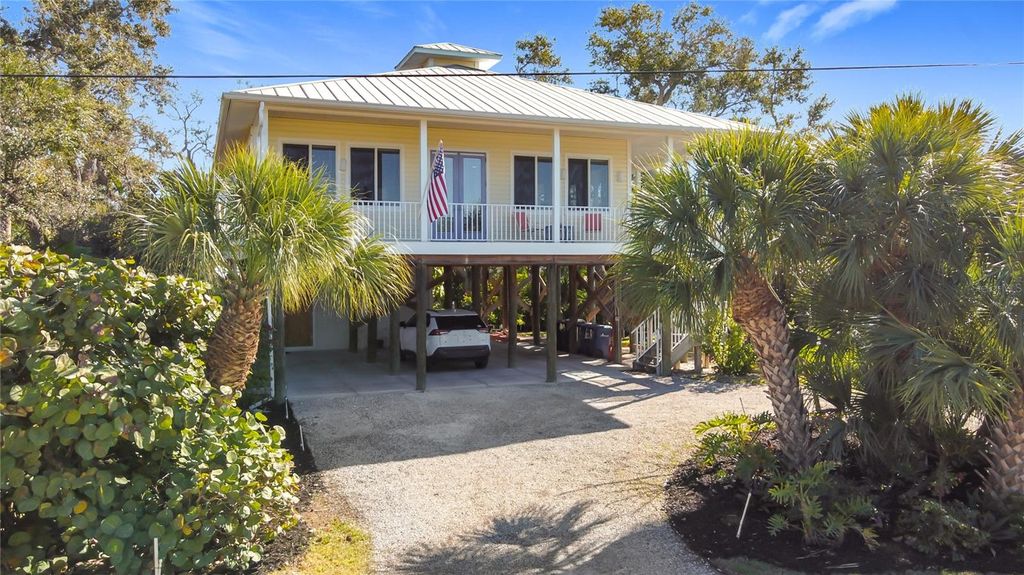 Photo of 211 Winson Avenue, Englewood, FL 34223 (MLS # D6145738)