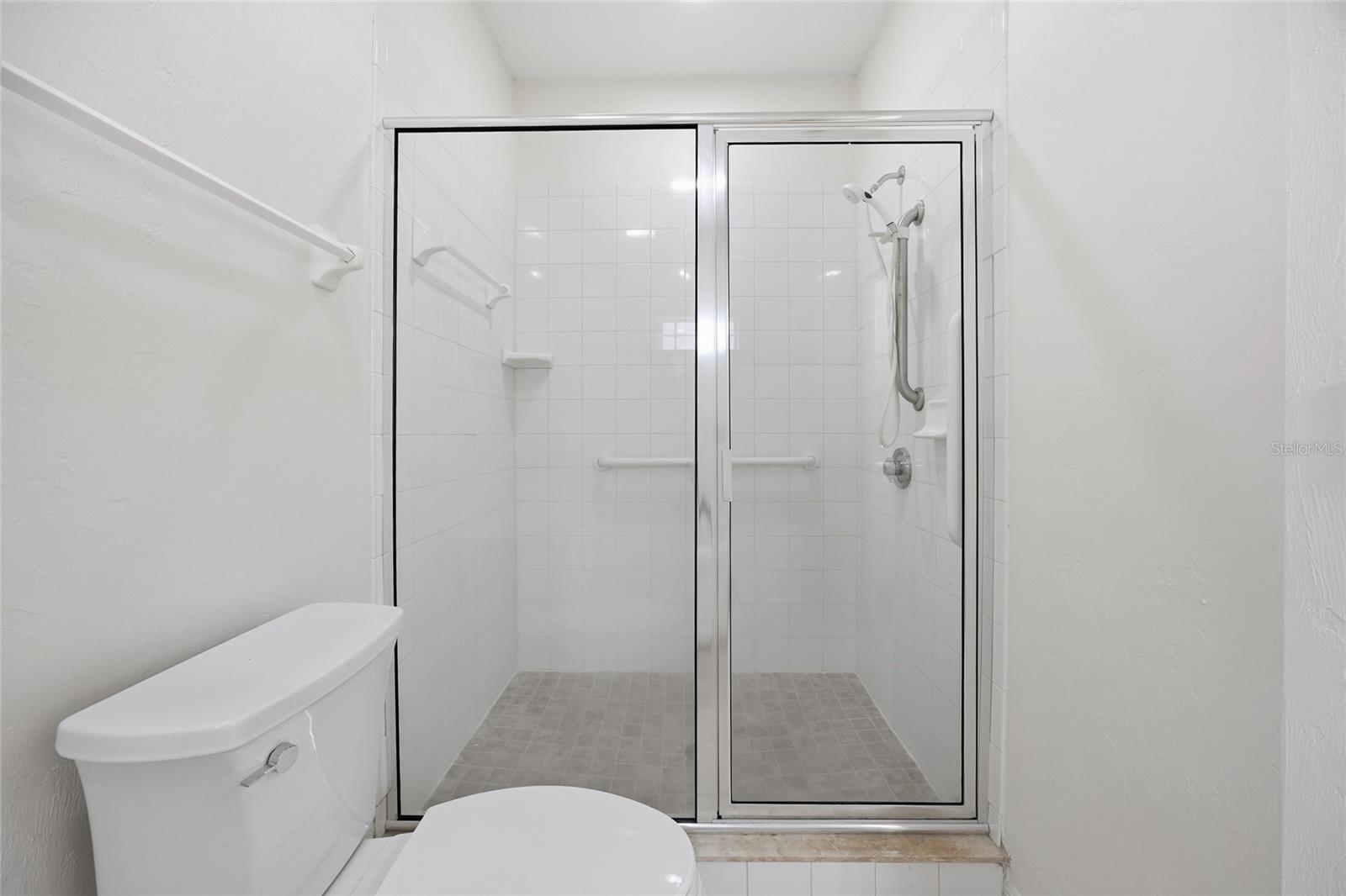 VILLAS OF WEST END UNIT B PH 1 - Residential