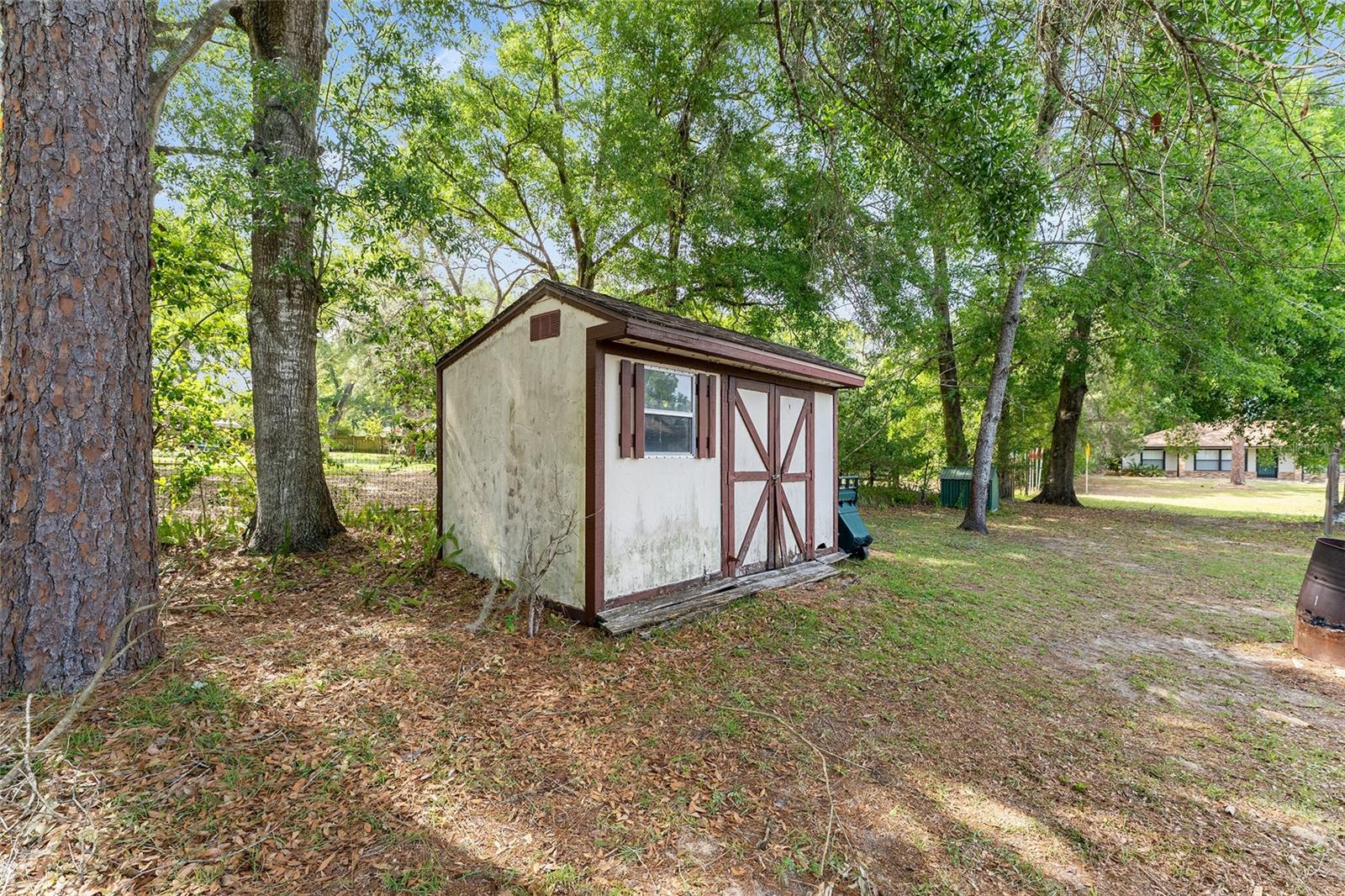 BELLEVIEW OAKS ESTATE - Residential