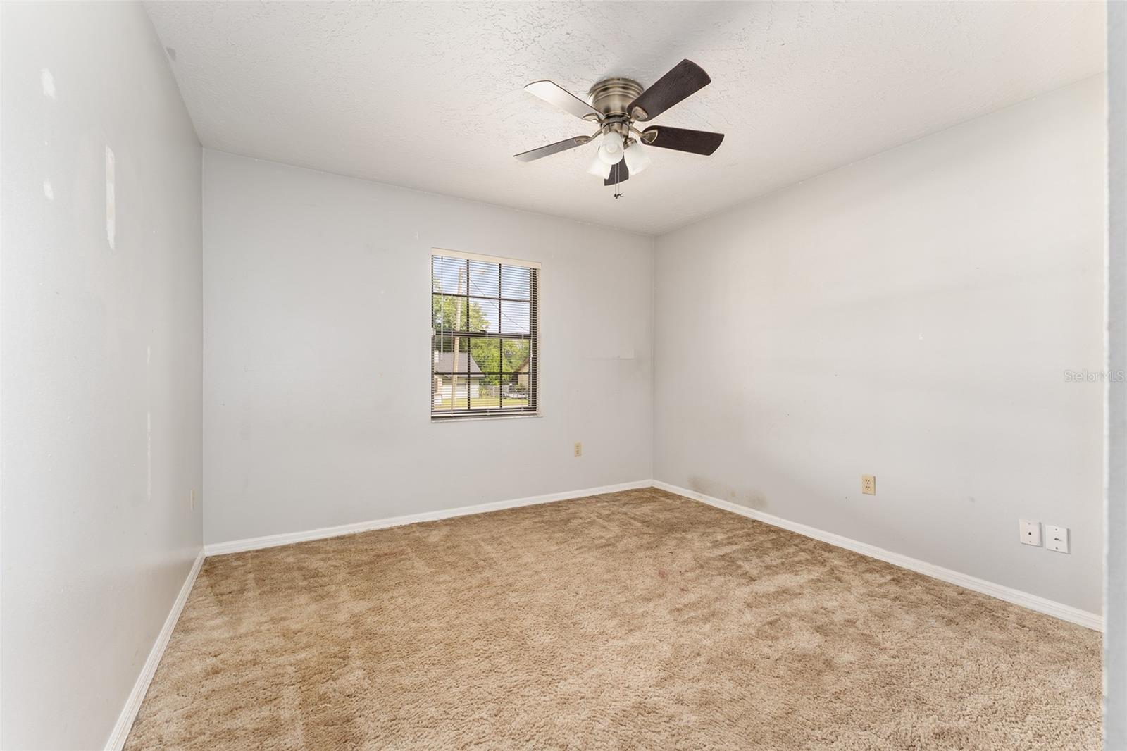 BELLEVIEW OAKS ESTATE - Residential