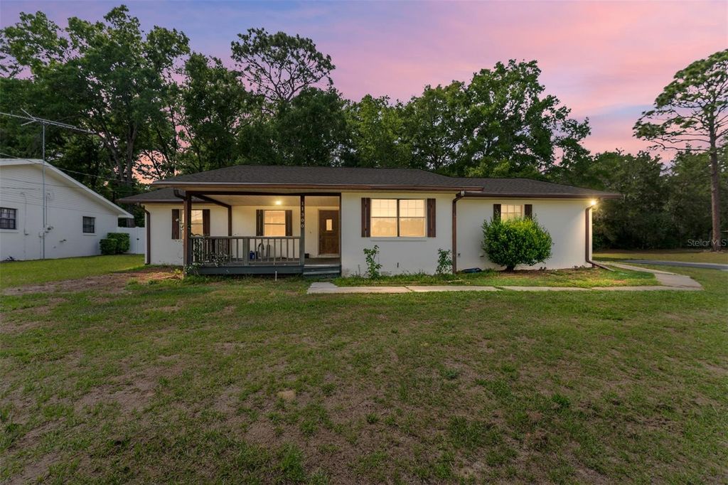 Photo of 11300 SE 74th Avenue, Belleview, FL 34420 (MLS # OM723237)