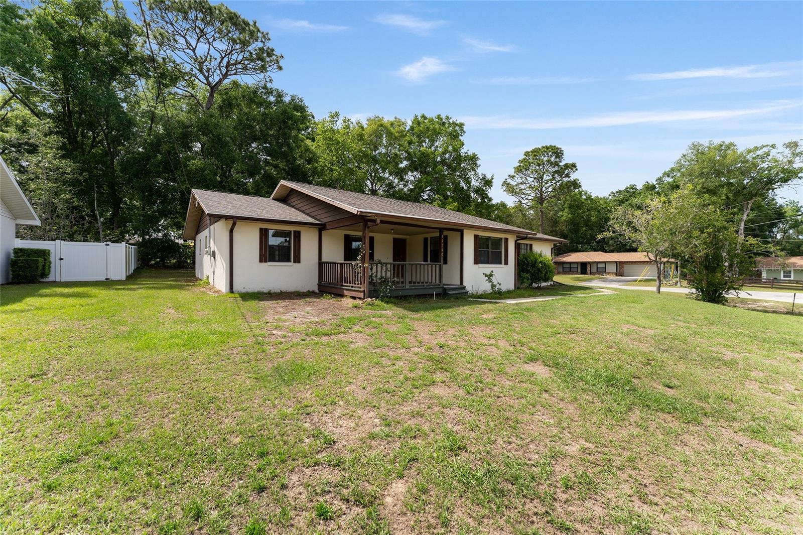 BELLEVIEW OAKS ESTATE - Residential