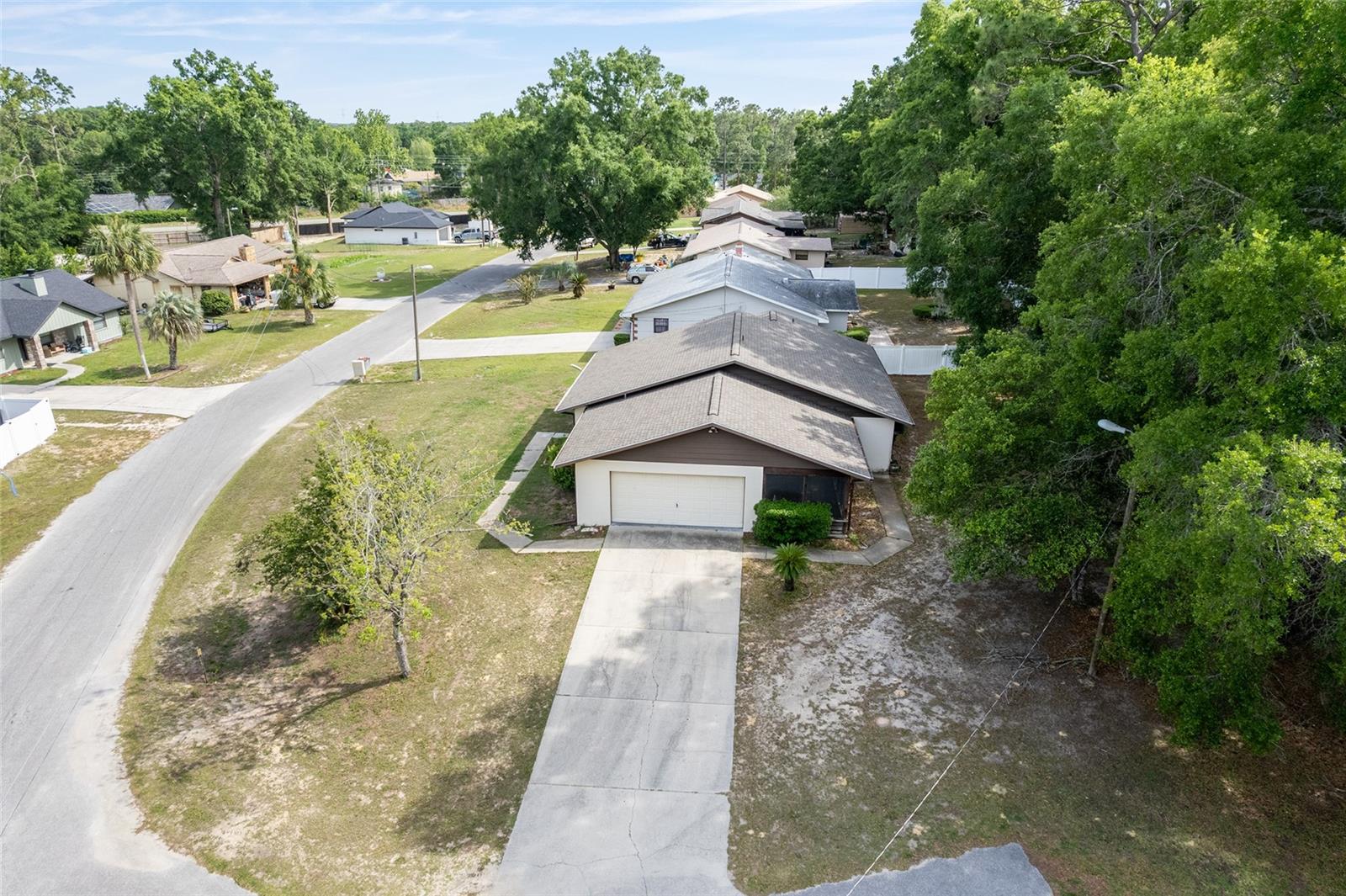 BELLEVIEW OAKS ESTATE - Residential