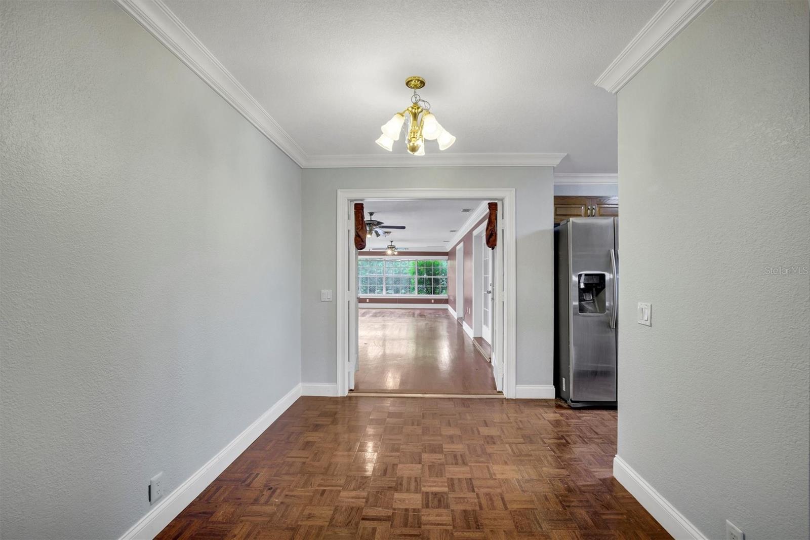 ELOISE WOODS WEST LAKE FLORENCE UNIT - Residential