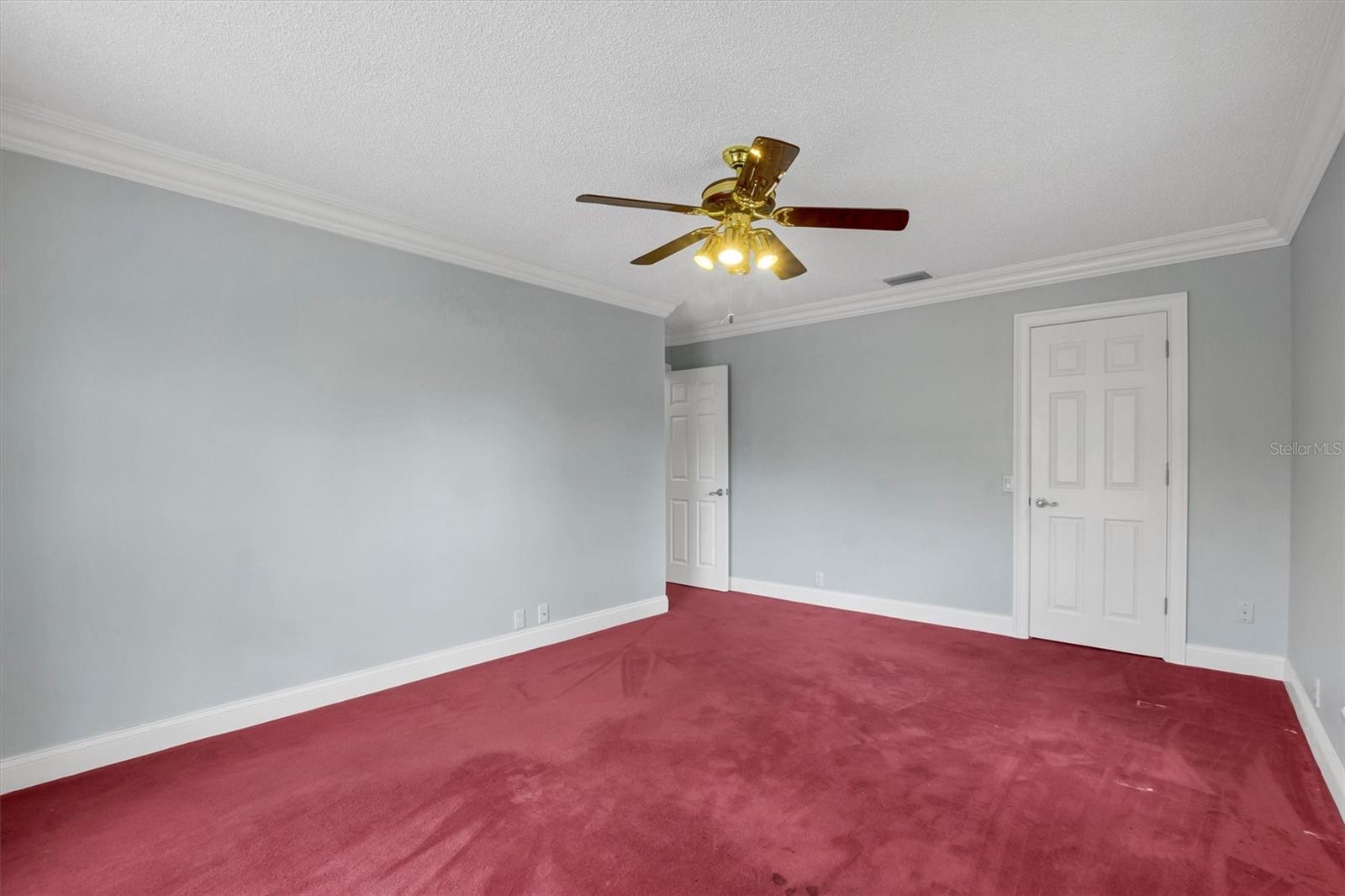 ELOISE WOODS WEST LAKE FLORENCE UNIT - Residential