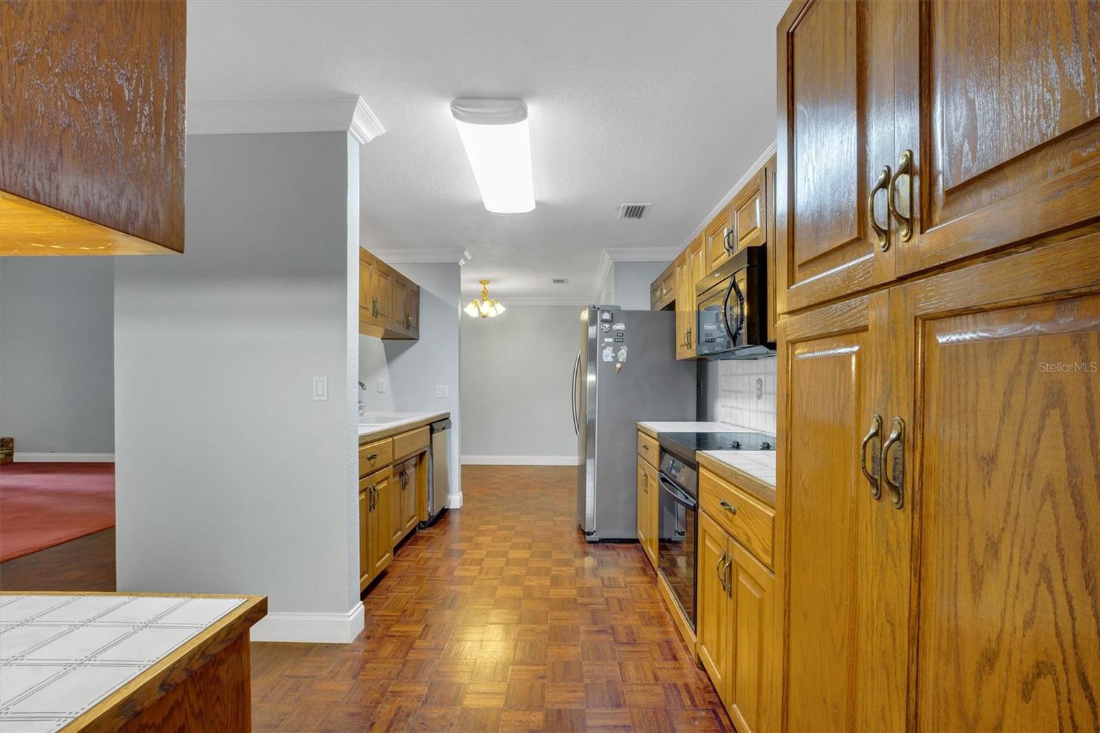 ELOISE WOODS WEST LAKE FLORENCE UNIT - Residential