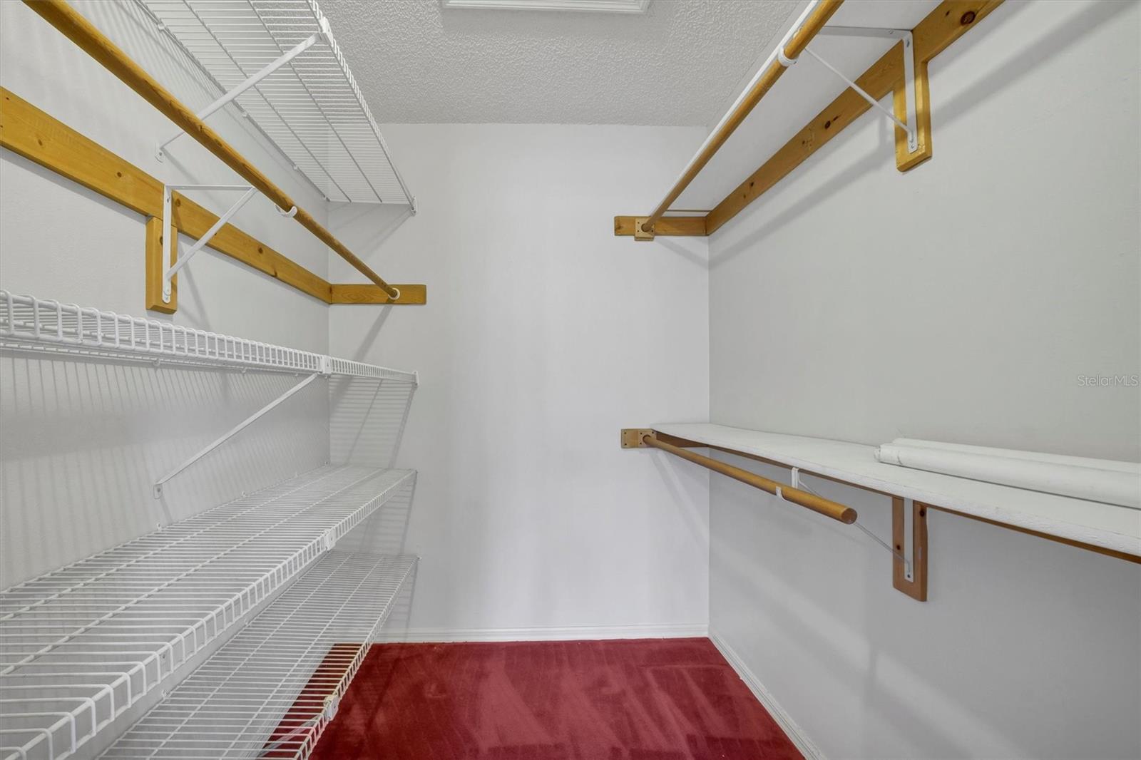 ELOISE WOODS WEST LAKE FLORENCE UNIT - Residential