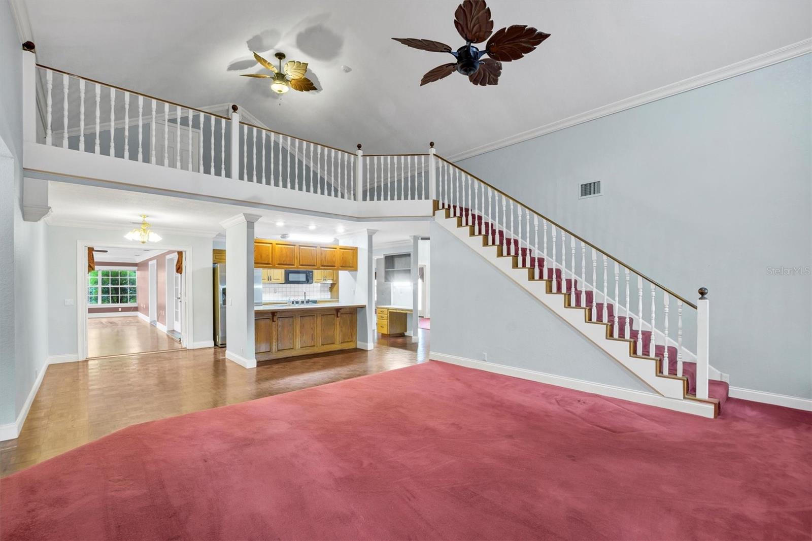 ELOISE WOODS WEST LAKE FLORENCE UNIT - Residential