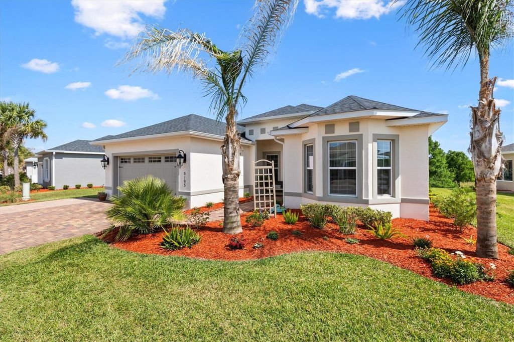 Photo of 5105 Jareds Landing Way, Oxford, FL 34484 (MLS # G5111592)