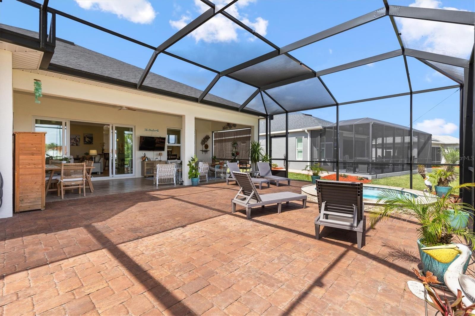 LAKESIDE LNDGS - Residential
