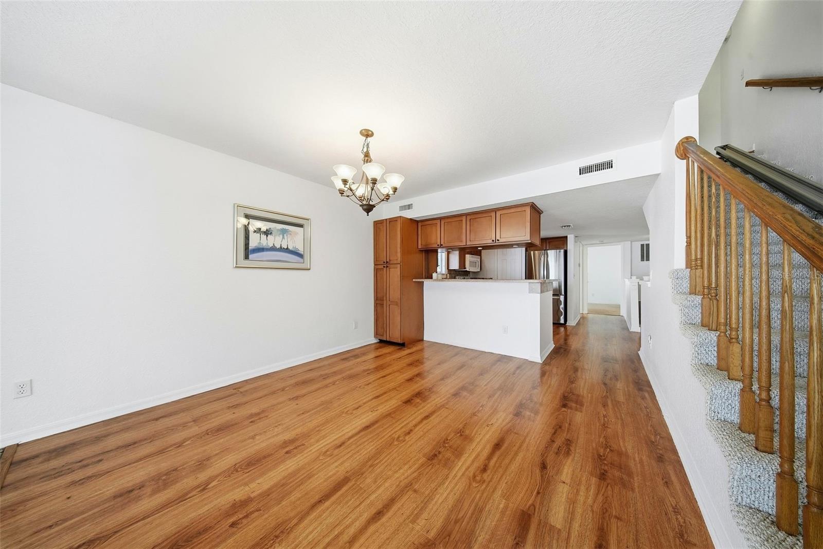 TARA CAY SOUND NORTH - Residential