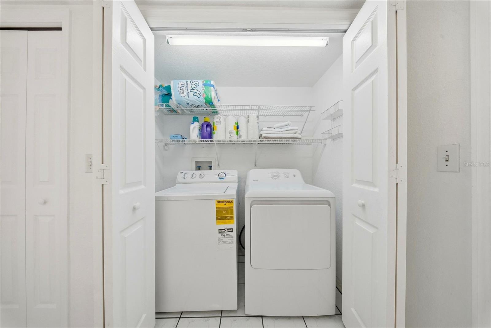 TARA CAY SOUND NORTH - Residential