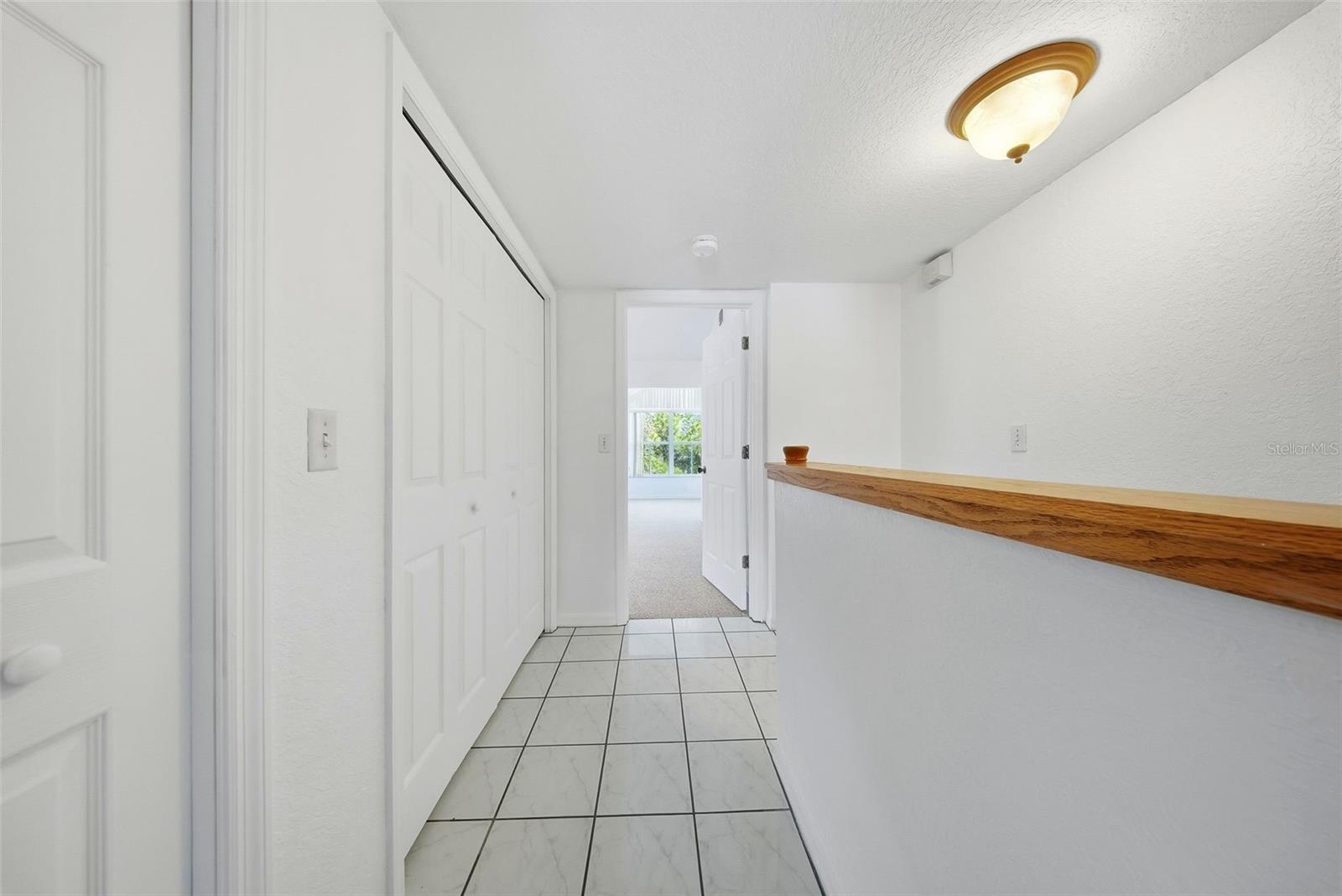 TARA CAY SOUND NORTH - Residential