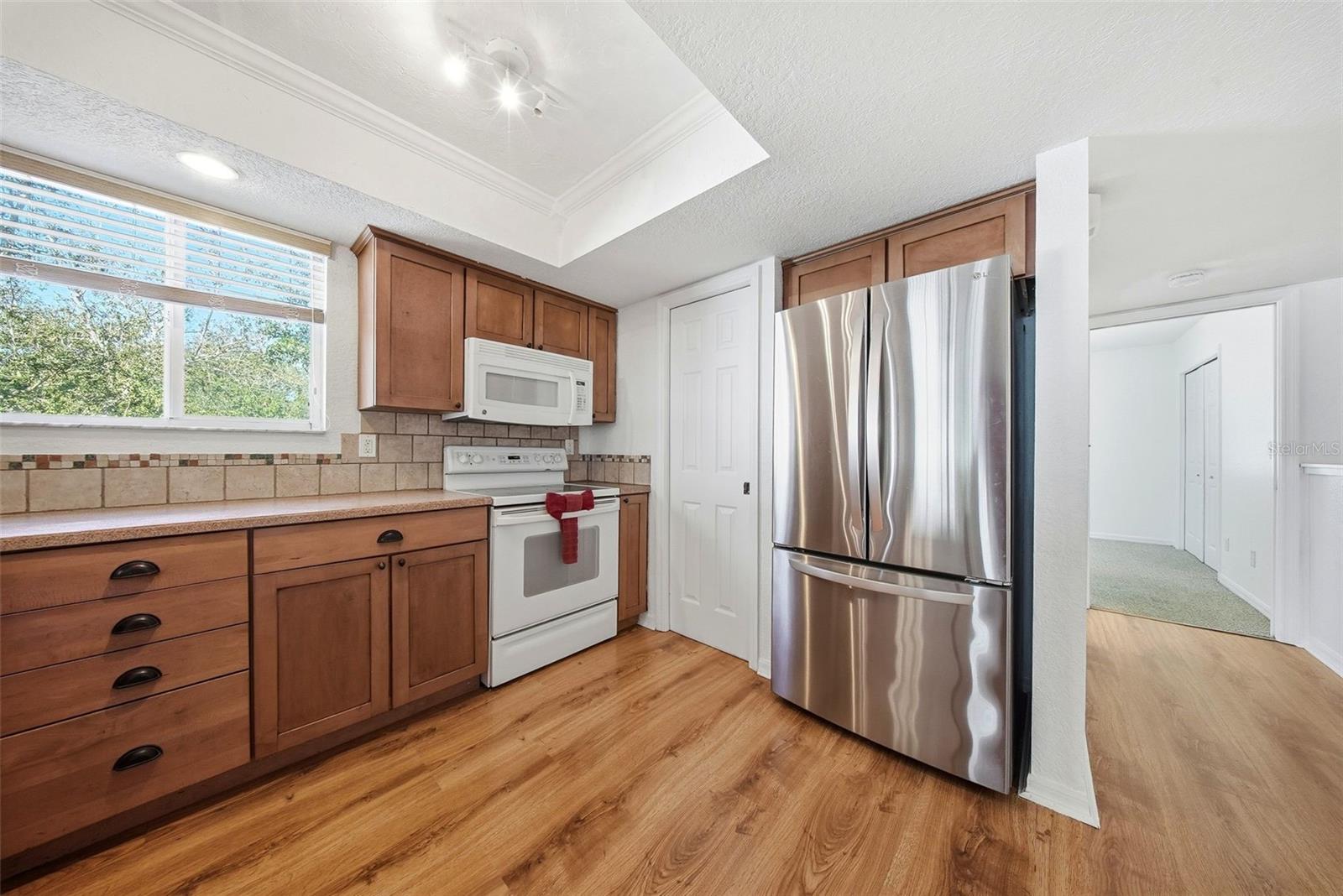 TARA CAY SOUND NORTH - Residential