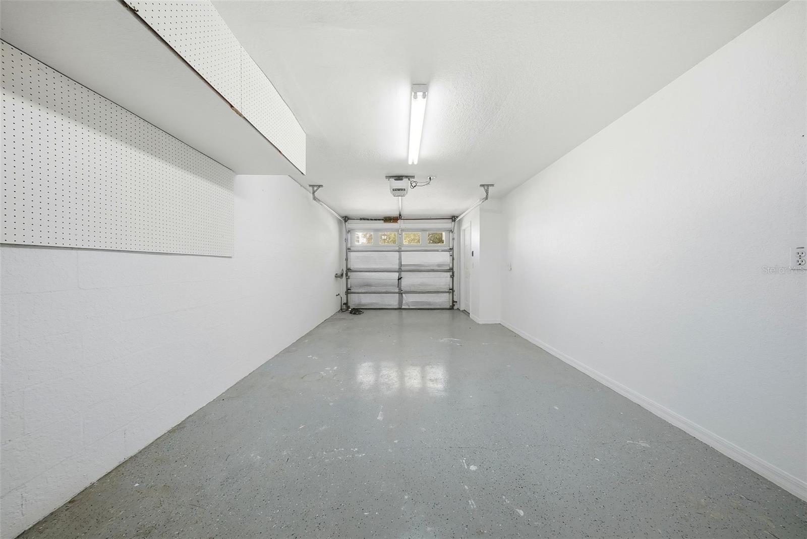 TARA CAY SOUND NORTH - Residential