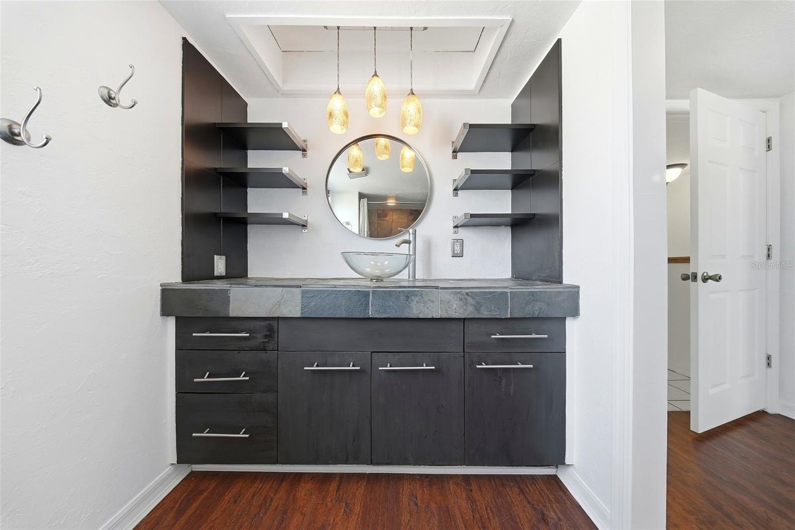 TARA CAY SOUND NORTH - Residential