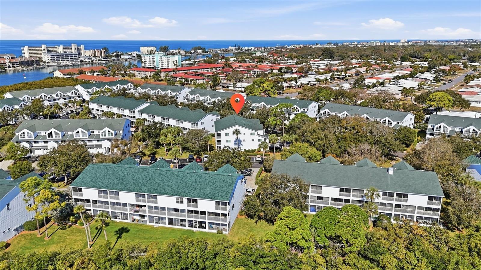 TARA CAY SOUND NORTH - Residential