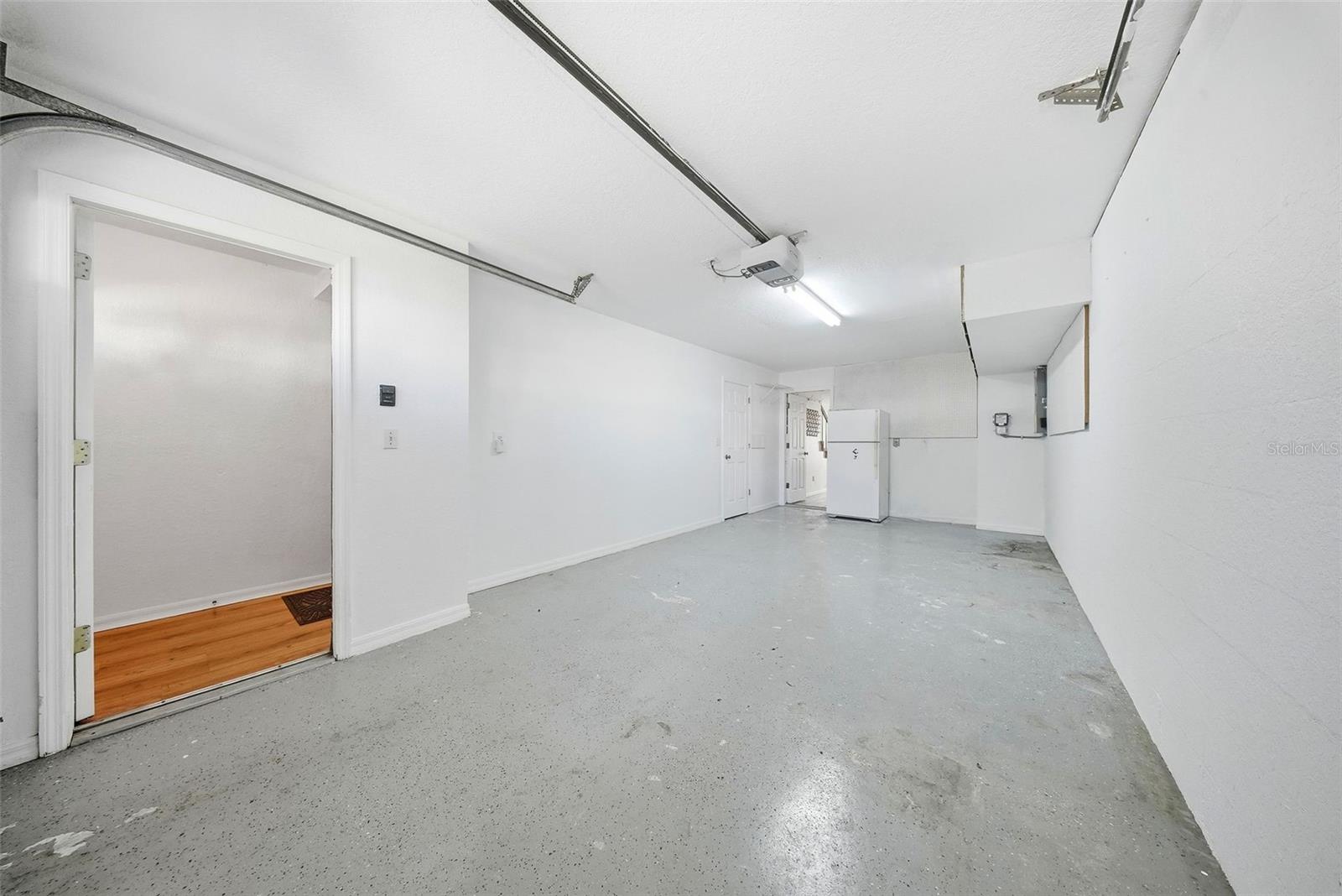 TARA CAY SOUND NORTH - Residential