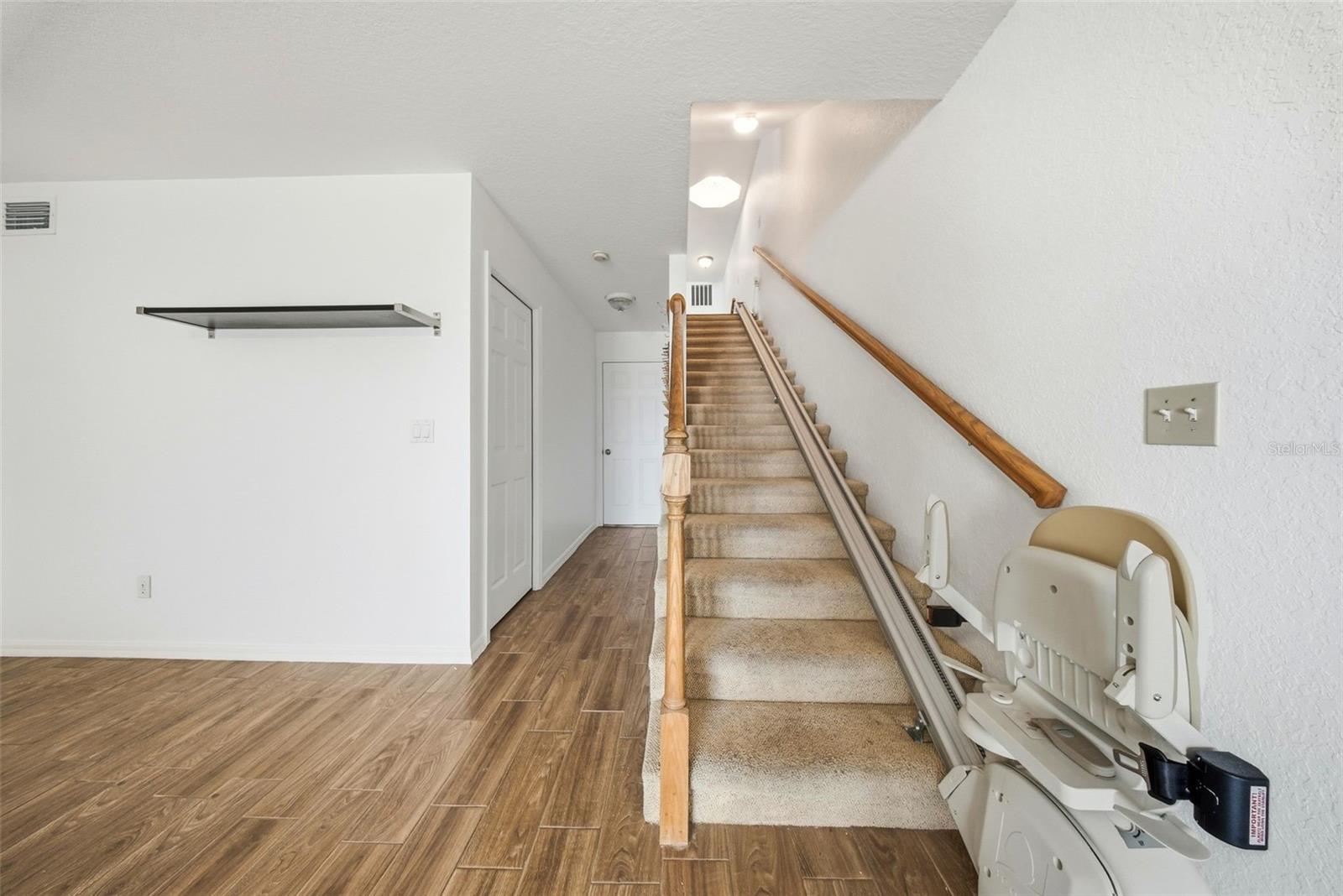 TARA CAY SOUND NORTH - Residential