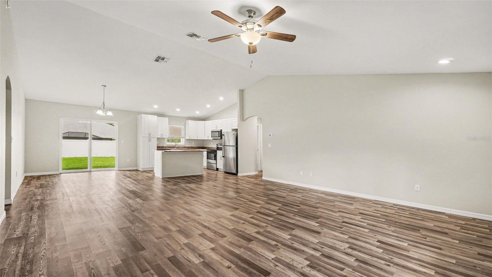 MARION OAKS UN 05 - Residential