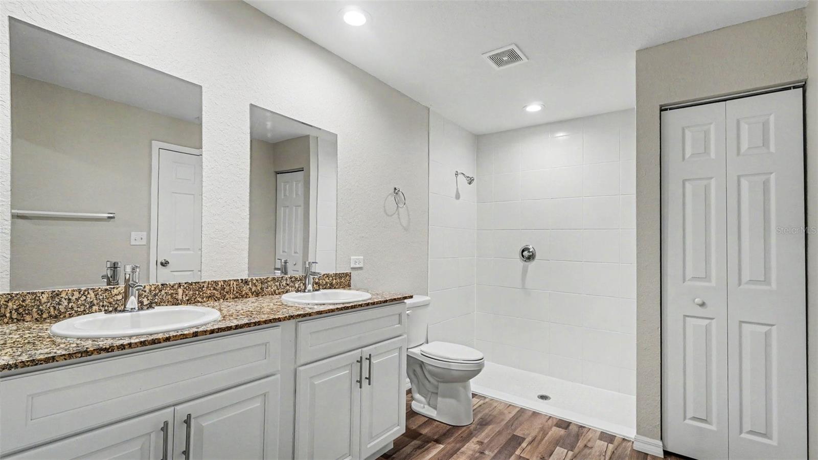 MARION OAKS UN 05 - Residential