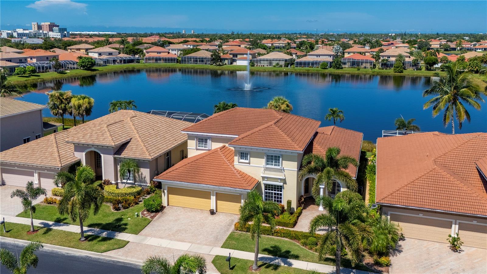 LAGUNA LAKES A B C D E G K & L - Residential