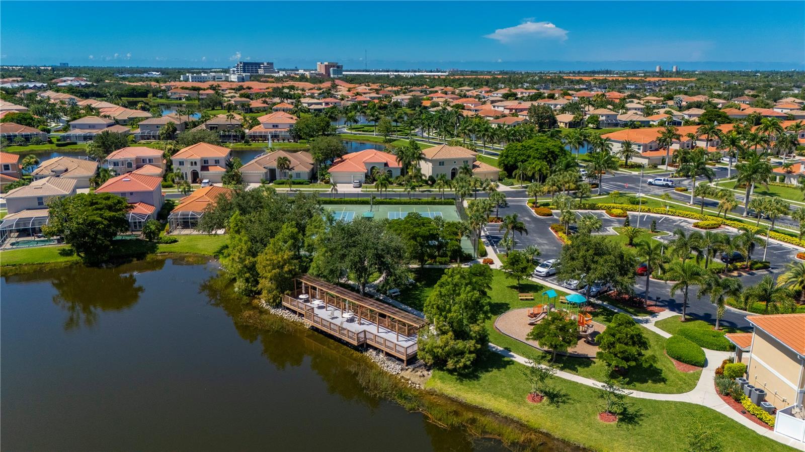 LAGUNA LAKES A B C D E G K & L - Residential