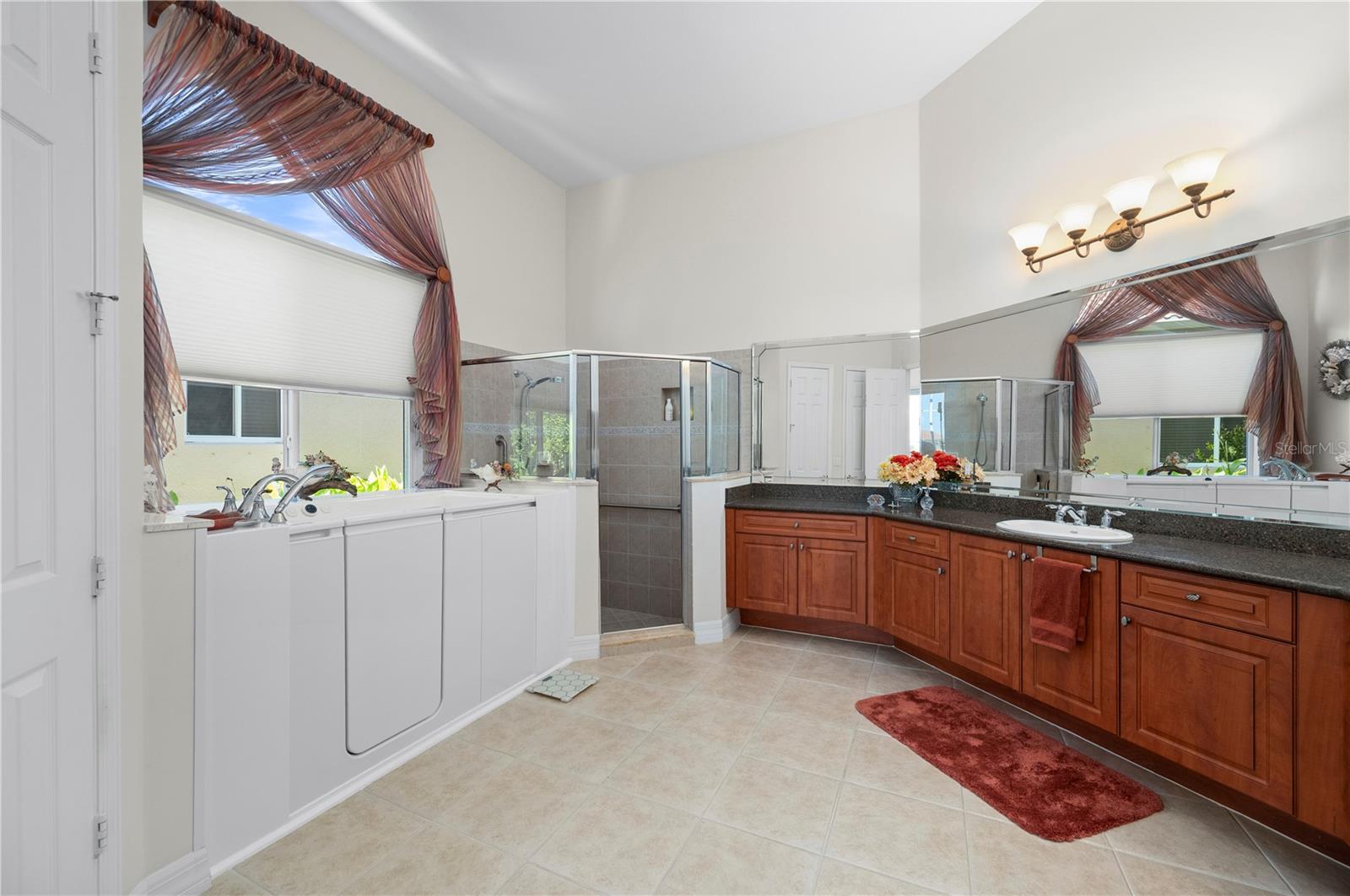 LAGUNA LAKES A B C D E G K & L - Residential