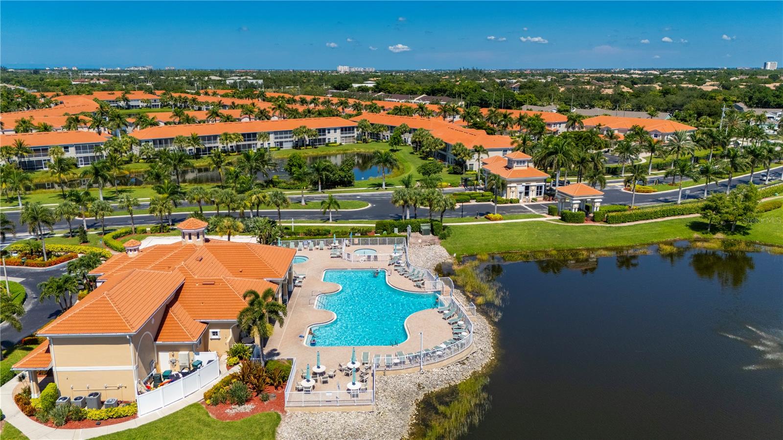 LAGUNA LAKES A B C D E G K & L - Residential