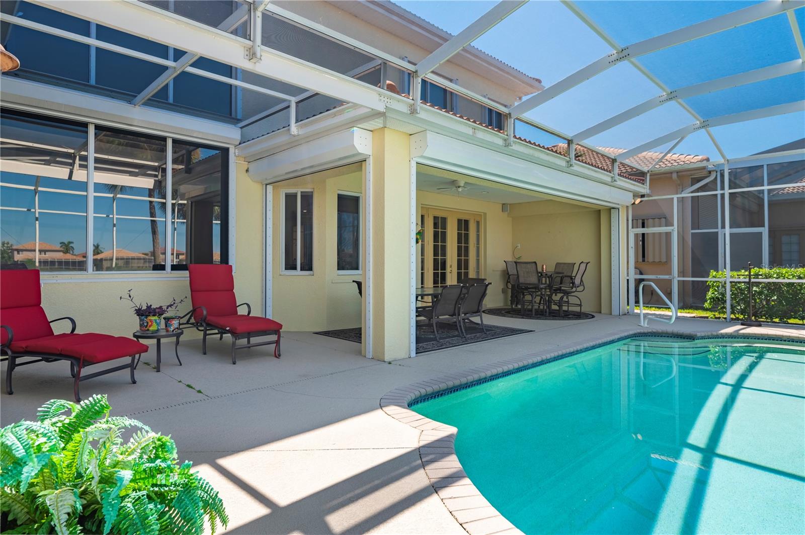 LAGUNA LAKES A B C D E G K & L - Residential