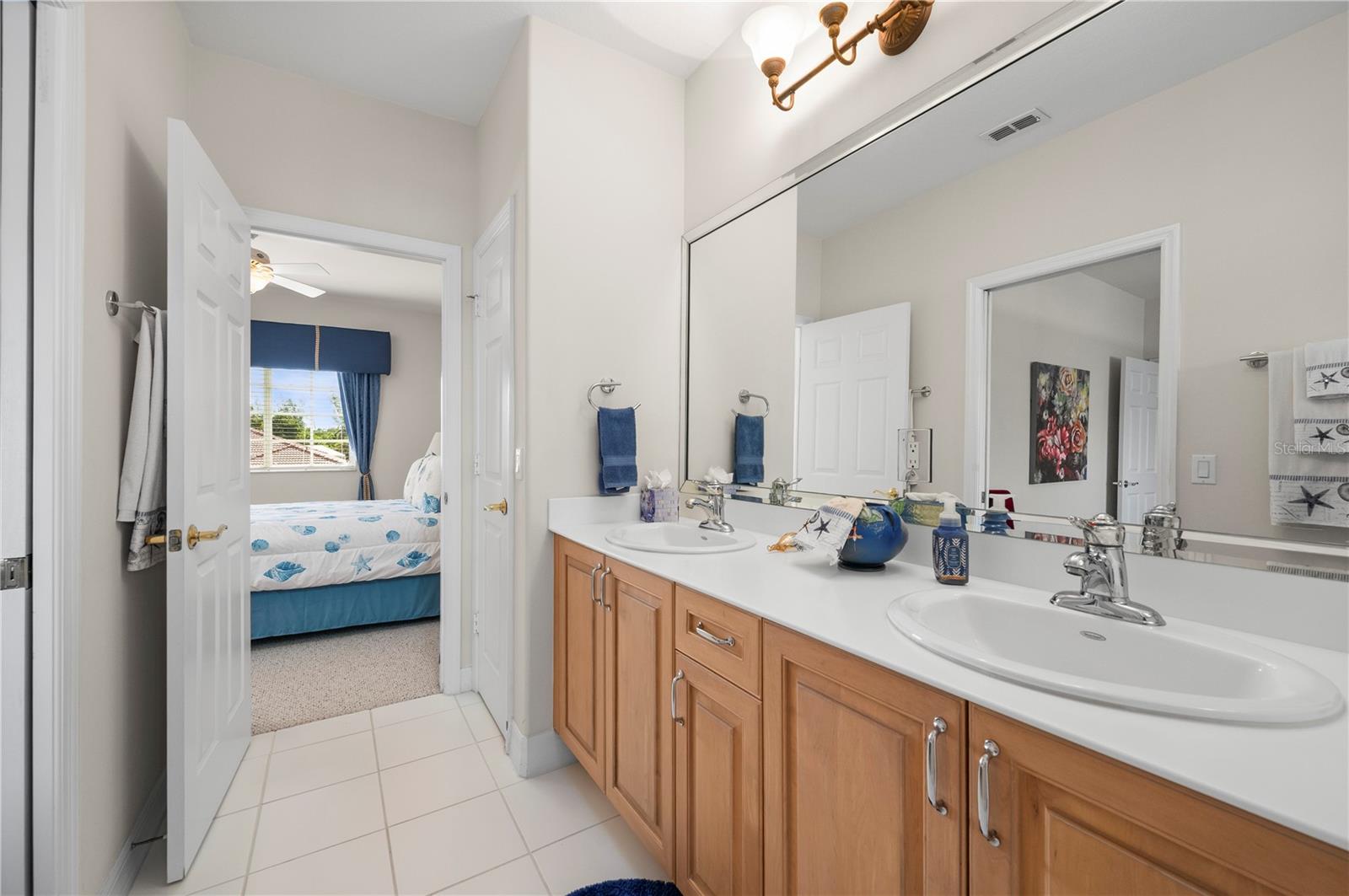 LAGUNA LAKES A B C D E G K & L - Residential