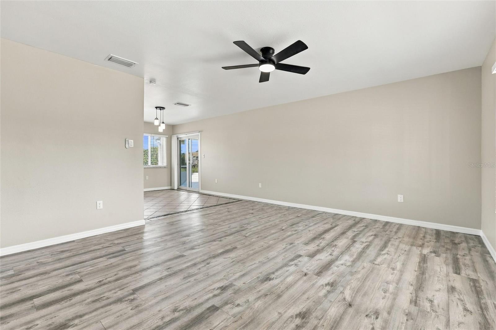 7070 ODOM PLACE, NORTH PORT, FL, 34287 2 7070 ODOM PLACE