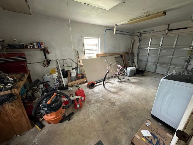 DELTONA LAKES UNIT 06 - Residential