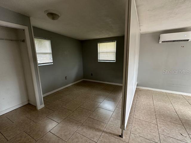 DELTONA LAKES UNIT 06 - Residential