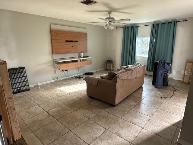 DELTONA LAKES UNIT 06 - Residential