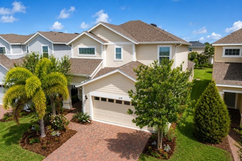 Photo of 6118 Voyagers Place, Apollo Beach, FL 33572 (MLS # TB8515494)