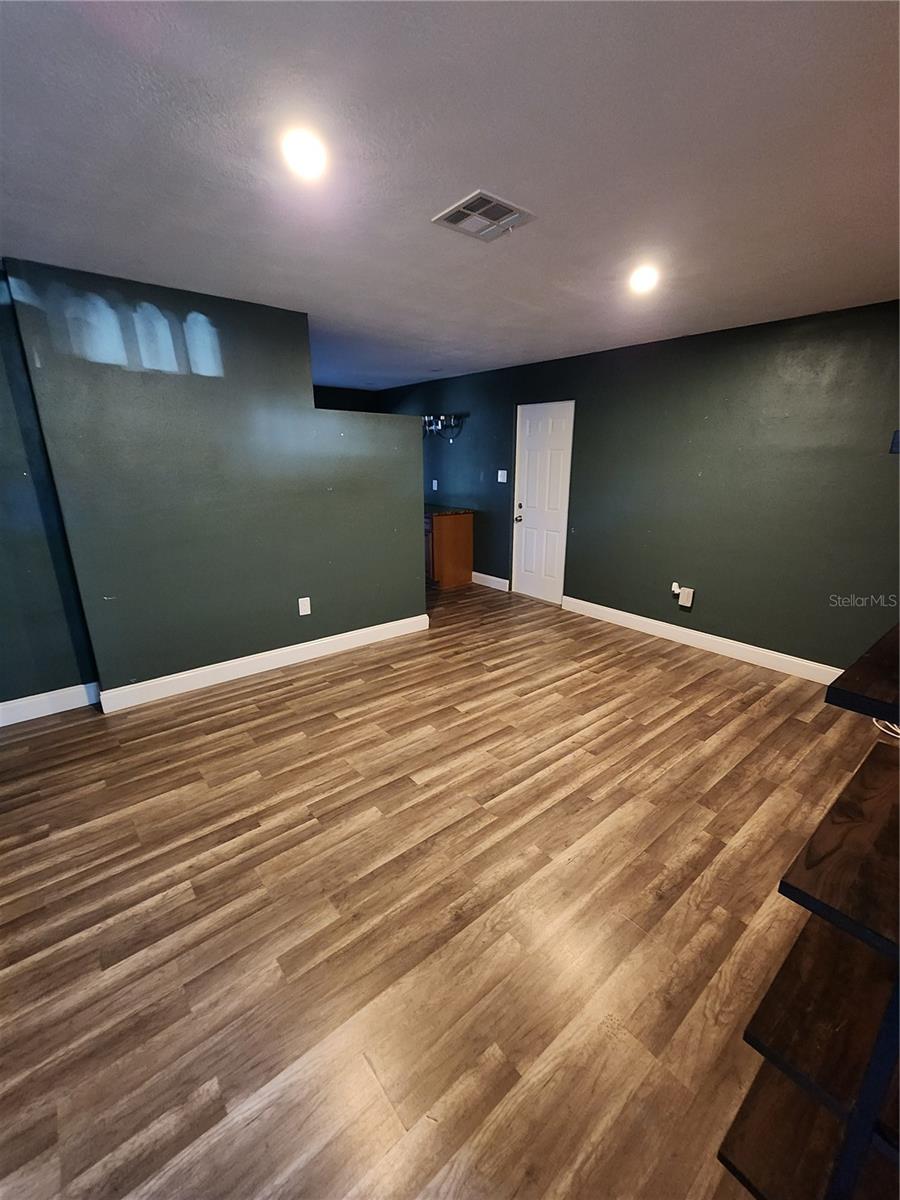 MCKEE LAKE ESTATES 1ST ADD - Residential