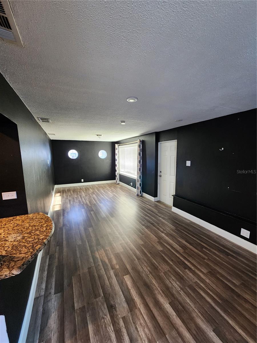 MCKEE LAKE ESTATES 1ST ADD - Residential