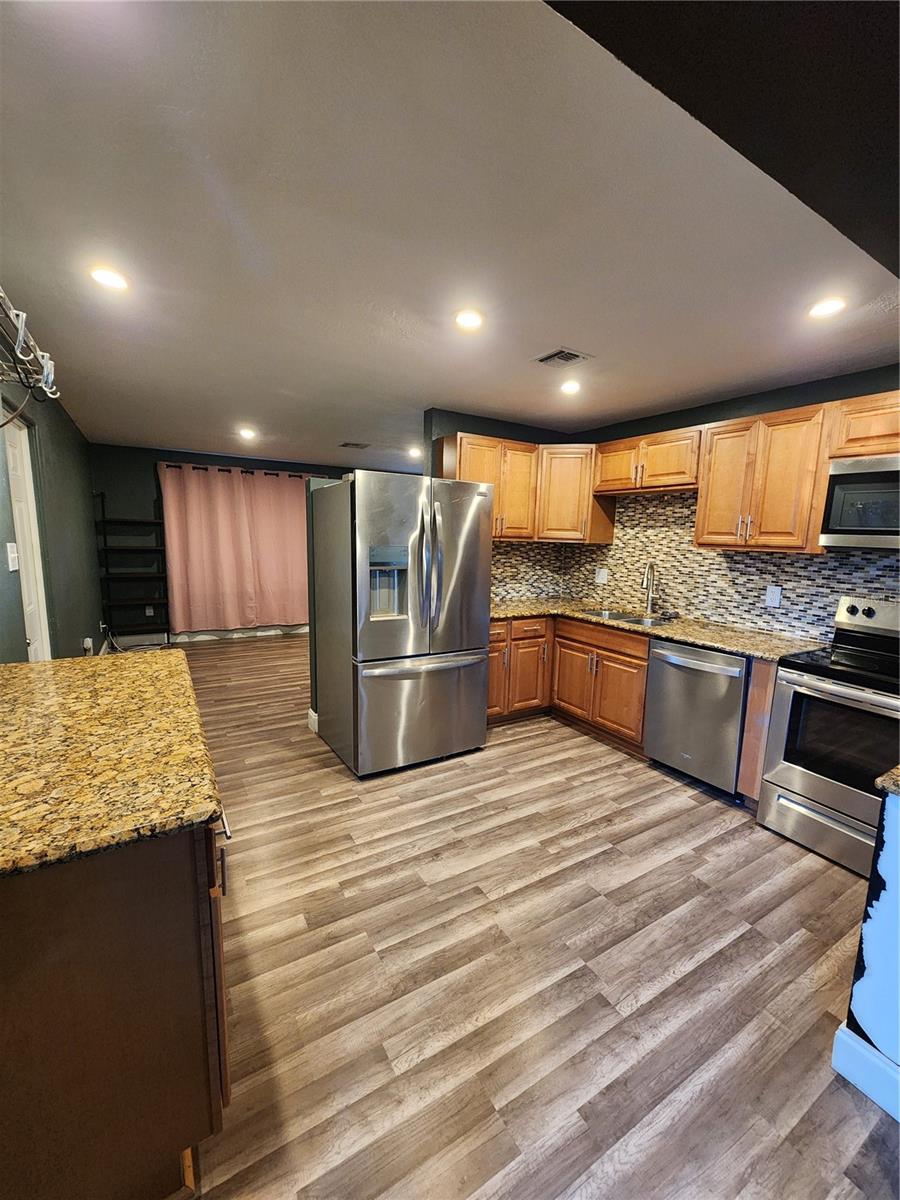 MCKEE LAKE ESTATES 1ST ADD - Residential