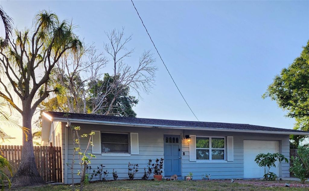 Photo of 5973 Mckee Lake Drive N, St Petersburg, FL 33709 (MLS # TB8501560)