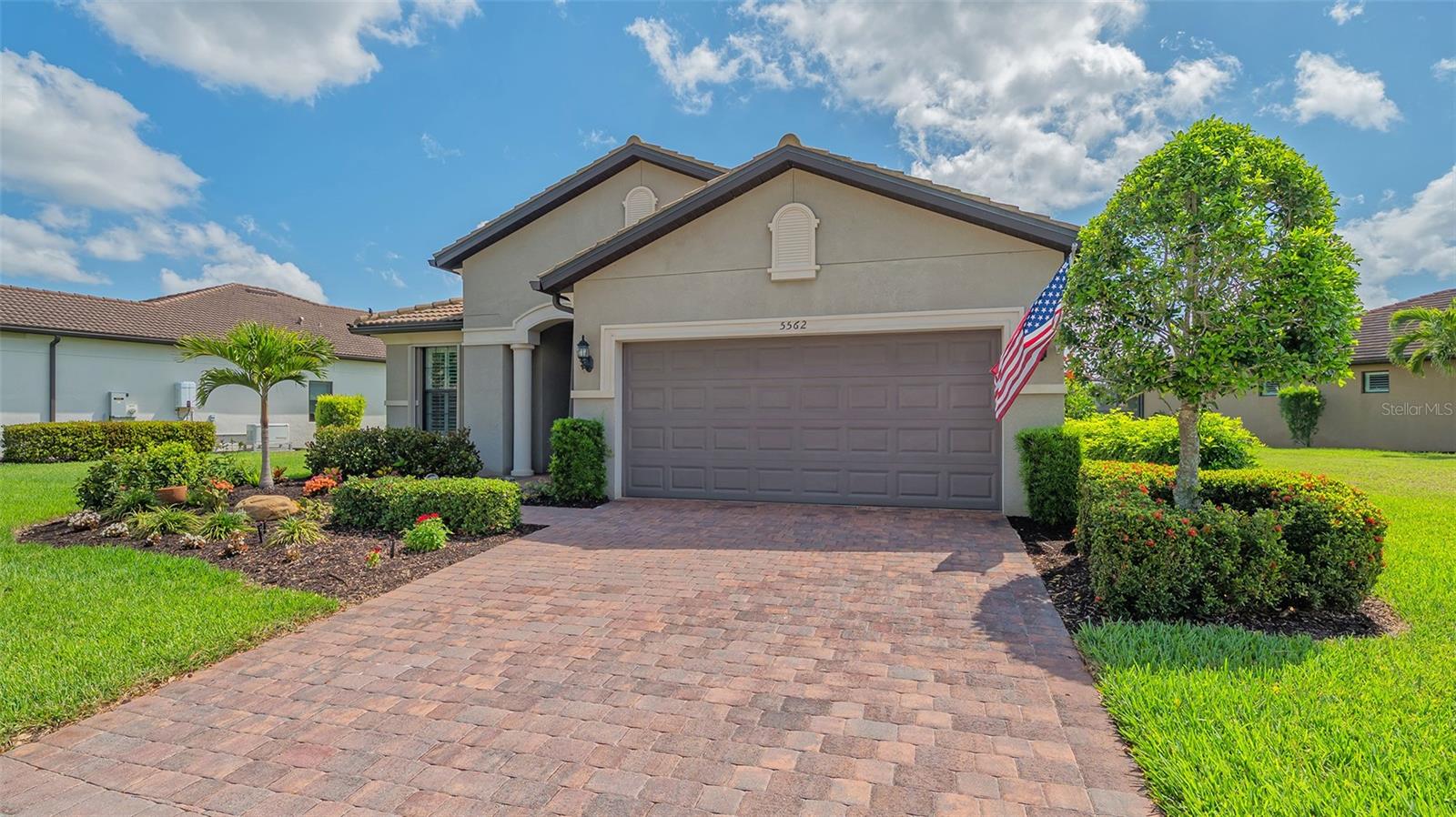 5562 RAIN LILY COURT