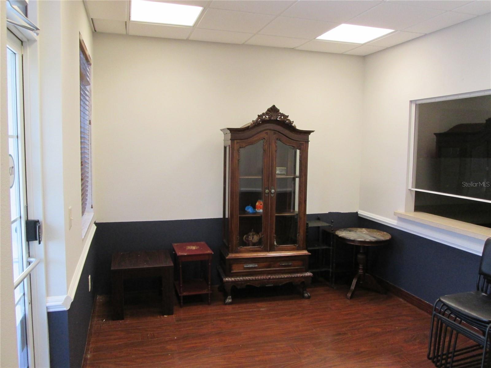 LEESBURG INTERLAKEN PLAZA SUB - Commercial Lease