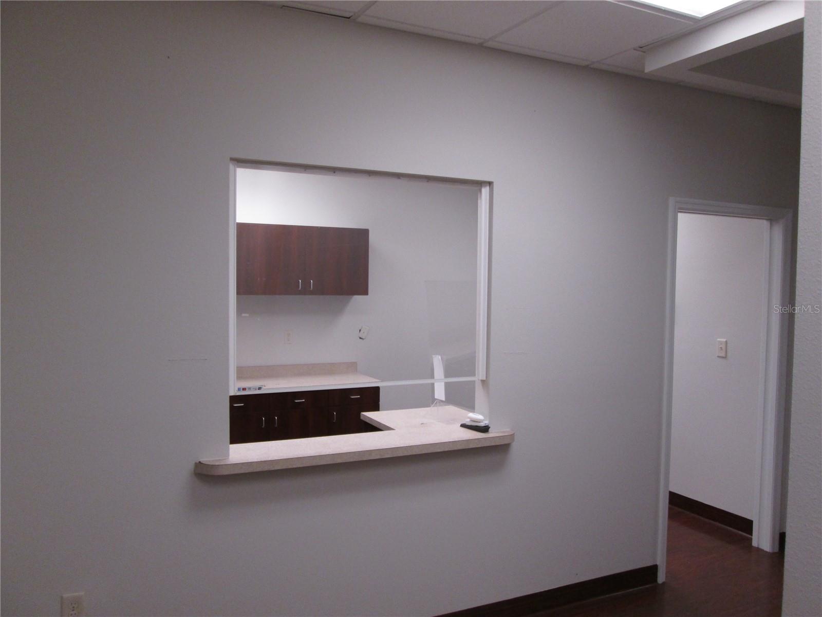 LEESBURG INTERLAKEN PLAZA SUB - Commercial Lease